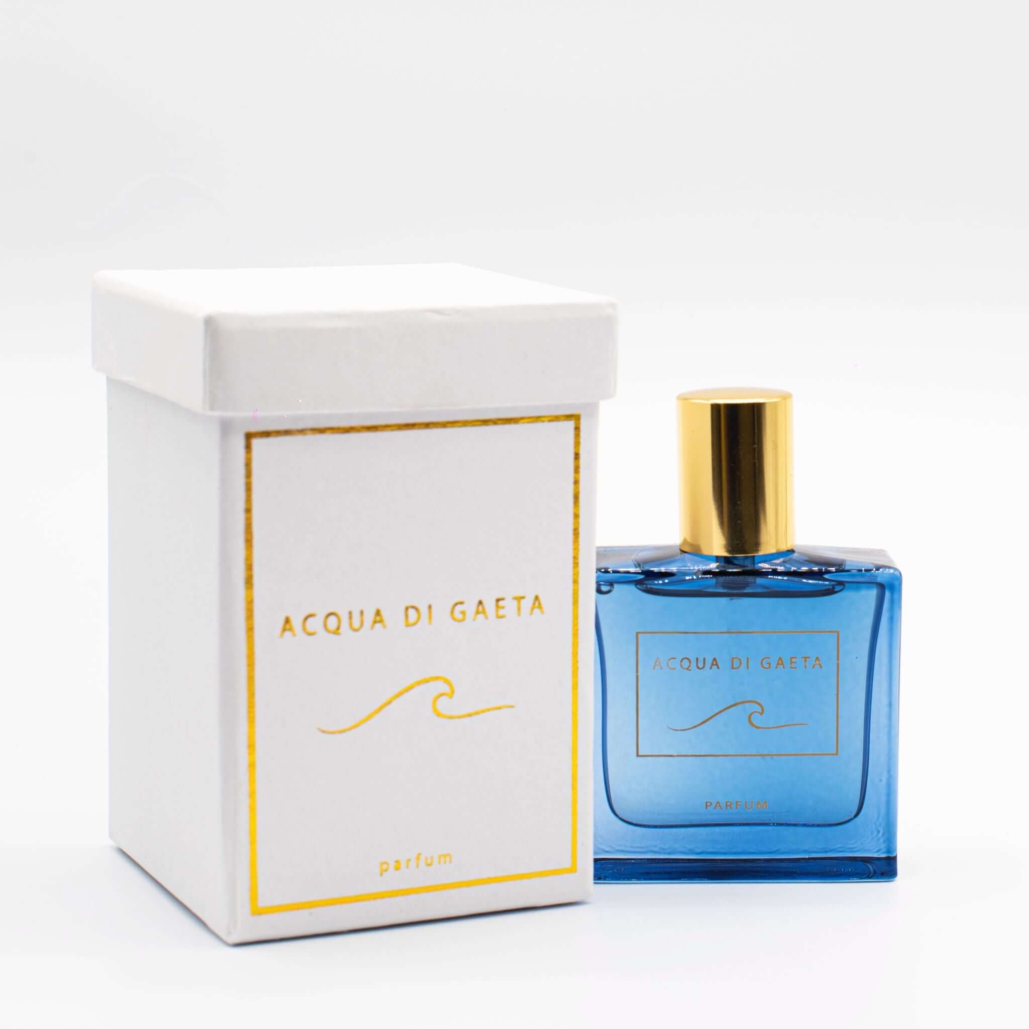 Box Regalo Acqua di Gaeta perfume in elegant packaging, showcasing the fresh and refined fragrance for skin and fabrics.